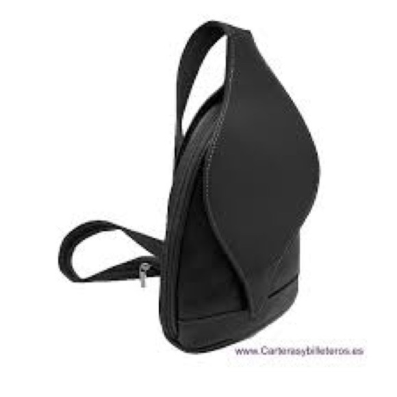 Source Unknown Handbags - Stylish Black Sling Bag